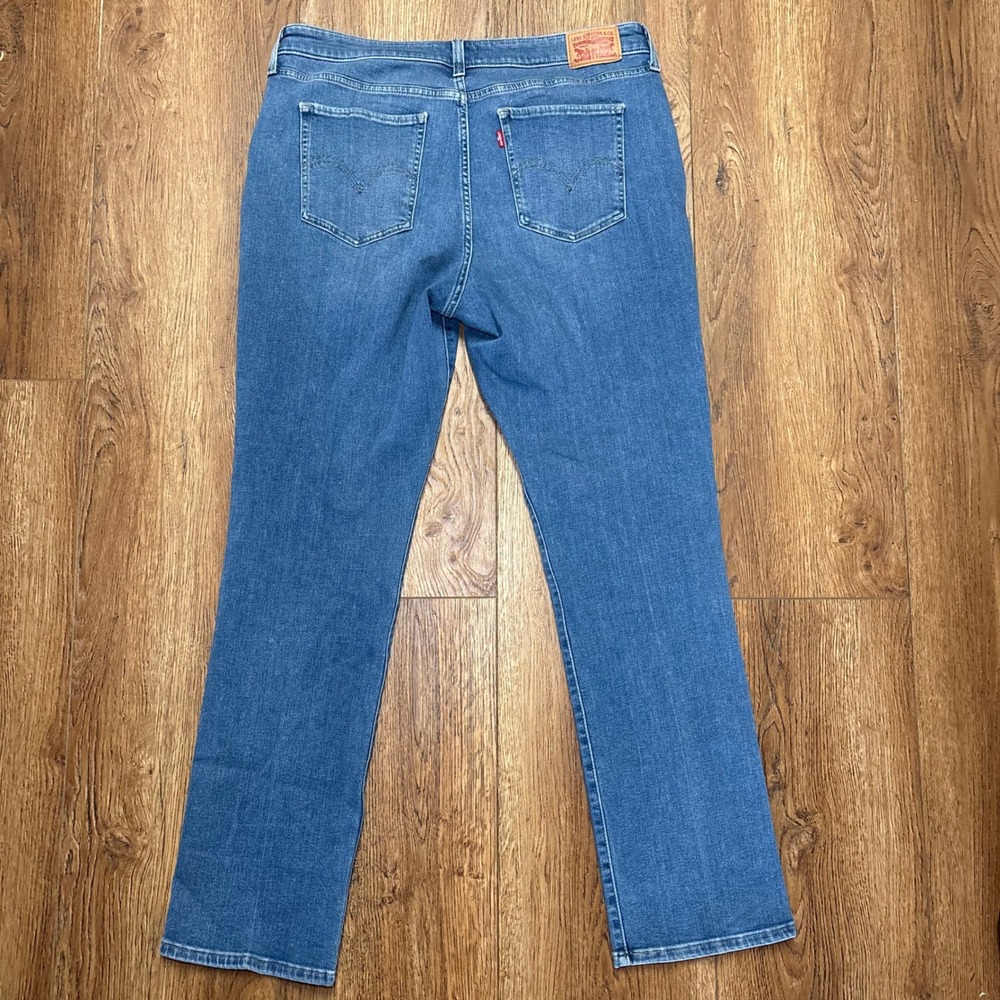 Levis 414 Classic Straight Jeans Womens 16W Medium Wash Blue Stretch Denim